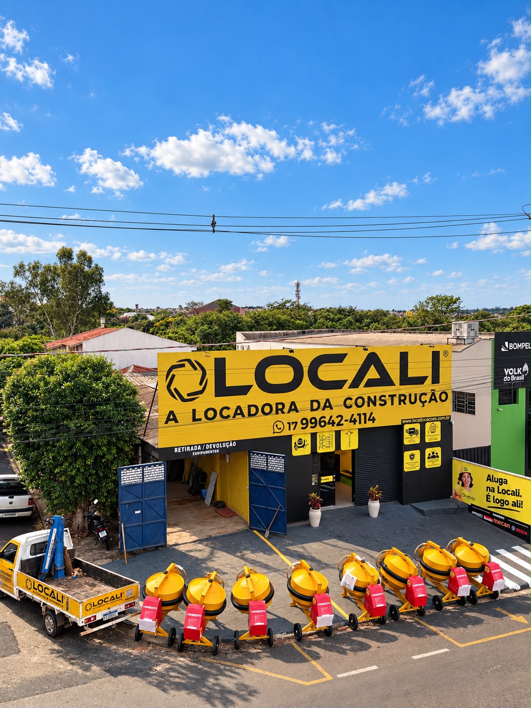 Fachada da Locali com equipamentos para locação